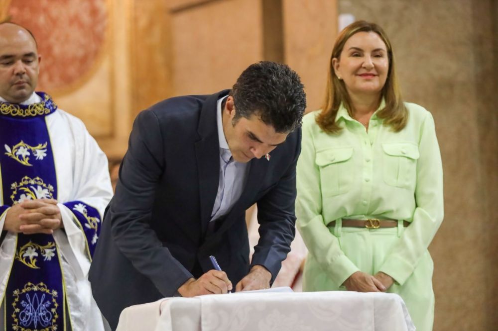 Helder Barbalho autorizou o repasse dos recursos ao lado da vice-governadora Hana Ghassan