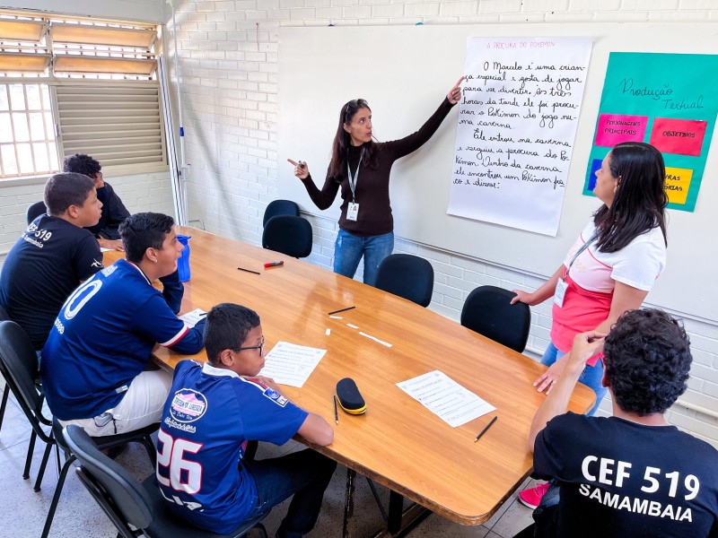 Dia dos Professores é comemorado neste sábado (15)