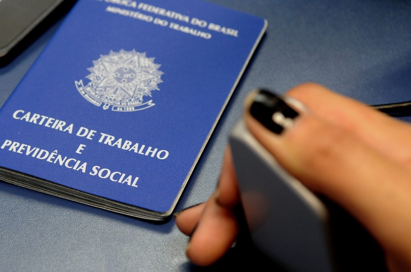Quase 200 vagas de emprego na Asa Norte nesta segunda-feira (17)