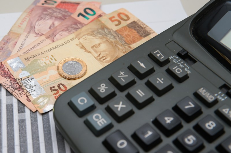 Atividade econômica tem queda de 1,13% em agosto, diz Banco Central