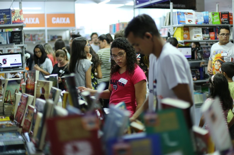 Mais de 12 mil estudantes vão visitar a Bienal Internacional do Livro