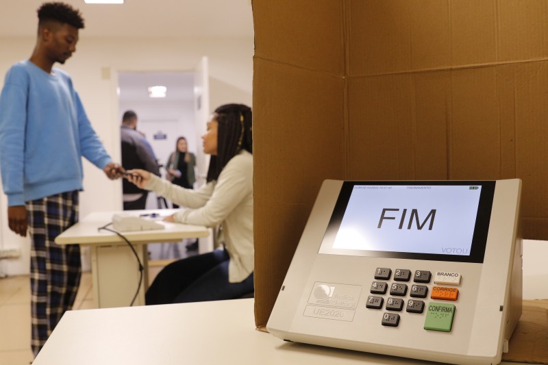 TSE oferece treinamento para mesários que vão trabalhar no 2º turno