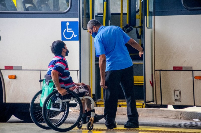 Atenção! Beneficiários do Passe Livre Especial devem fazer recadastramento