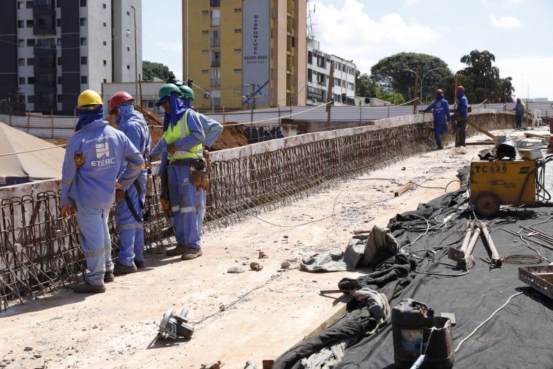 Rampa do BRT no Túnel de Taguatinga recebe estrutura de segurança