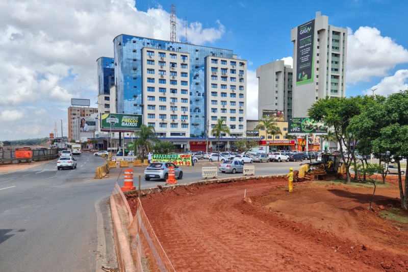 Alça que liga viaduto da EPTG ao Pistão Sul será alargada
