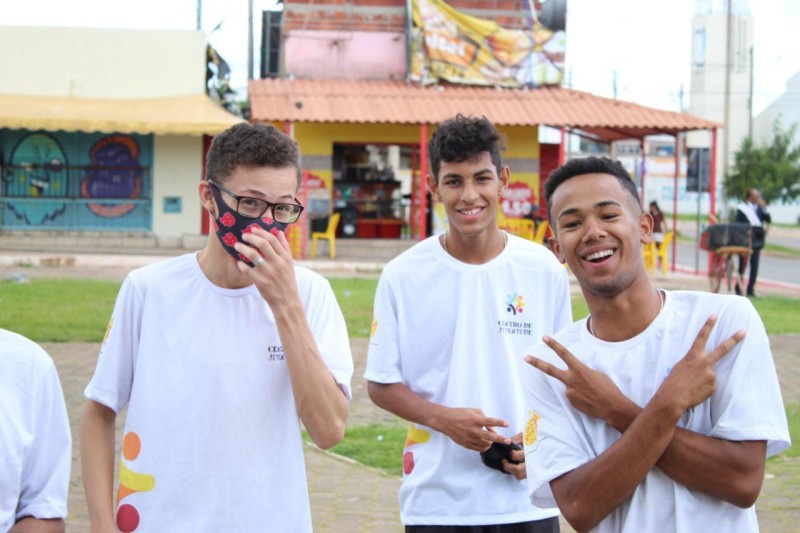59,6% dos jovens do Distrito Federal se identificam como negros