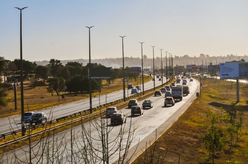 Troca de pavimento na Estrutural, sentido Plano Piloto, começa no dia 5