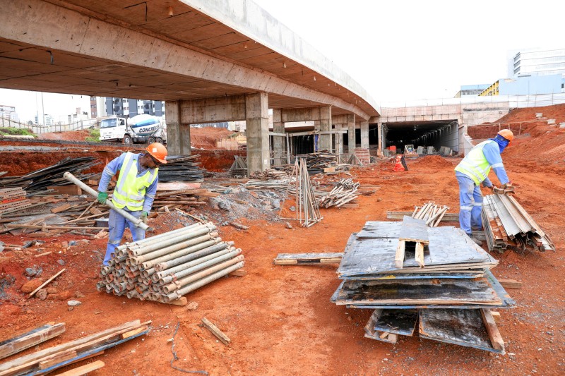 Rampa para ônibus do Túnel de Taguatinga está livre de escoramento