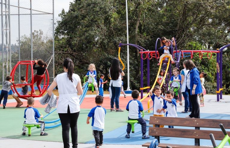 Comissão debate corte no orçamento da educação infantil em 2023