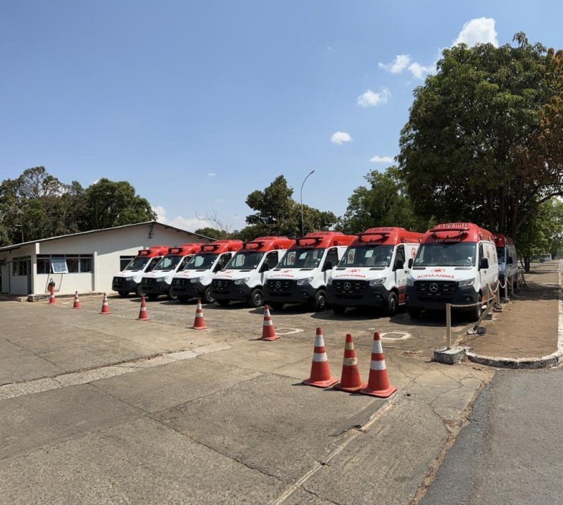 Frota de 21 novas ambulâncias seguradas começa a rodar nesta terça (29)