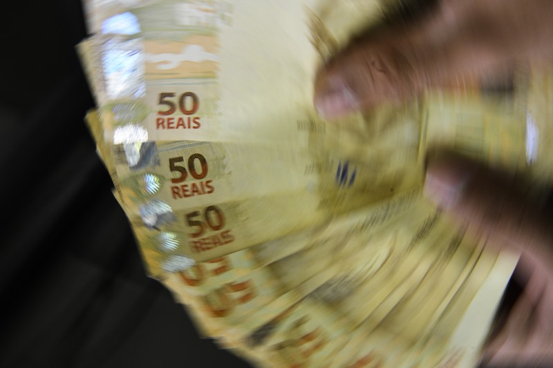 Caixa paga Auxílio Brasil a beneficiários de NIS de final 9