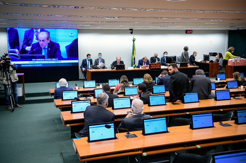 Projeto abre crédito especial ao Orçamento para obras viárias em Rio Branco