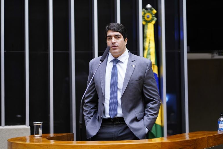 Alencar Filho diz que acordo é positivo para a economia brasileira - (Foto: Pablo Valadares/Câmara dos Deputados)