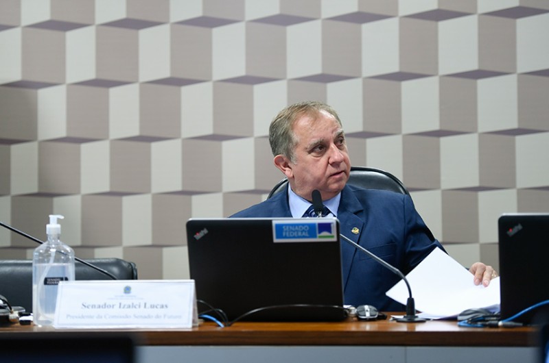 Izalci: comissão fará debate técnico sobre urnas eletrônicas