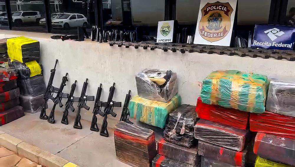 PF apreende grande quantidade de maconha e armas no Paraná