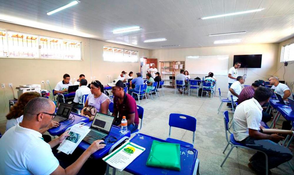 Primeiro dia de ação em São Félix do Xingu registra centenas de atendimentos