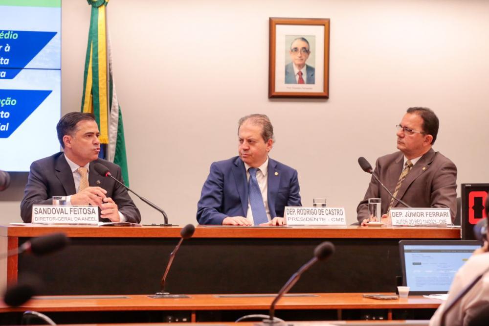 Pará quer mudar legislação que define valor da conta de luz para consumidores