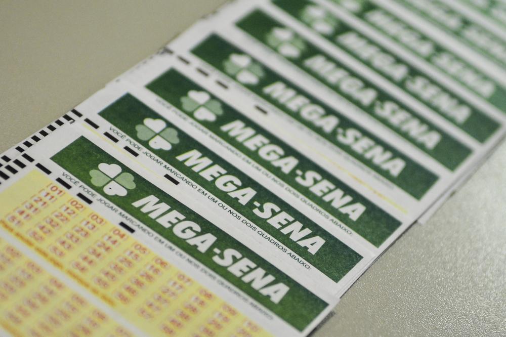 Mega-Sena sorteia nesta quinta-feira prêmio acumulado em R$ 53 milhões