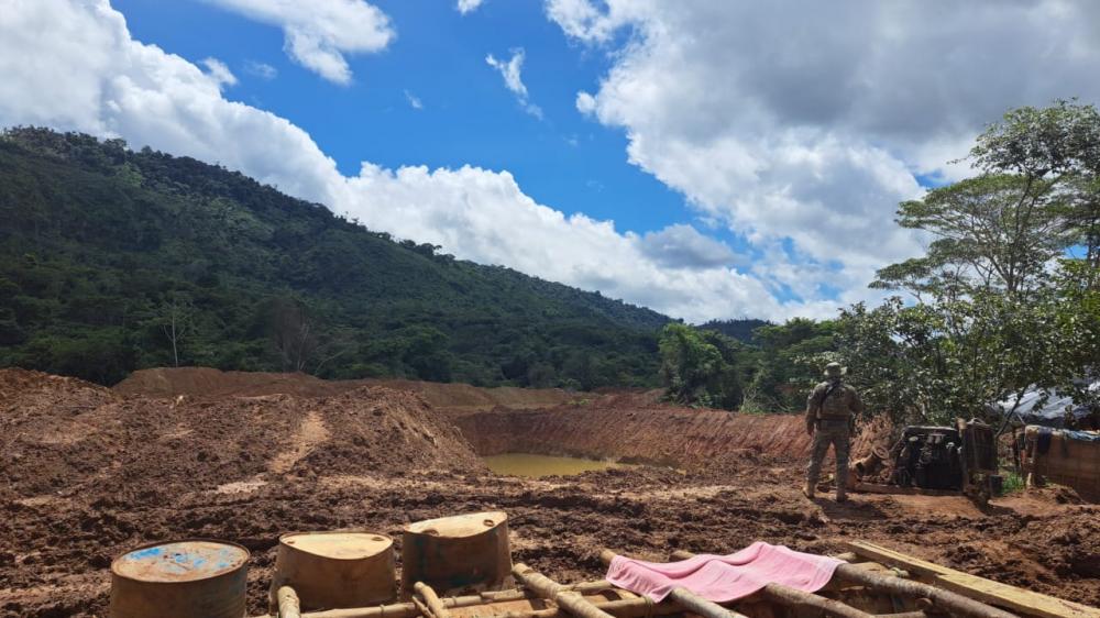 PF fecha garimpos ilegais e inutiliza maquinários no Pará