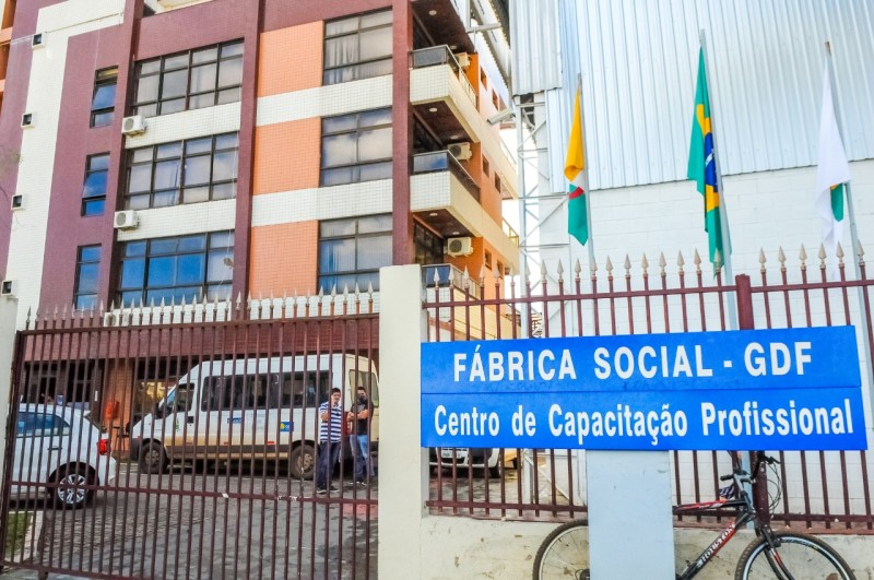 Fábrica Social abre inscrições para curso de corte e costura