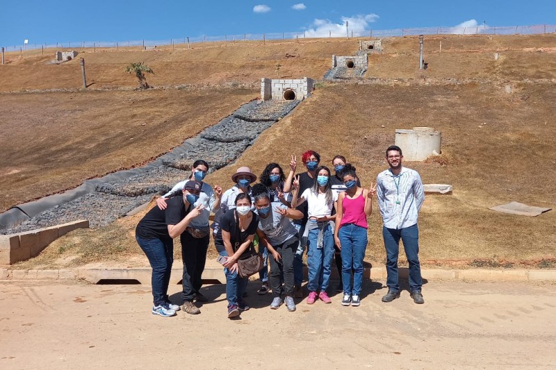 Educação ambiental é ensinada em palestras e visitas guiadas