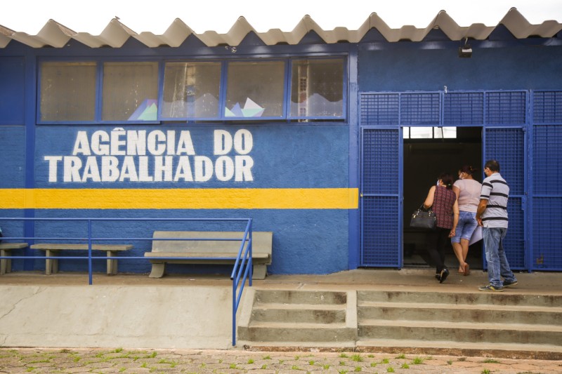 Segunda-feira (10) com 192 vagas de emprego nas agências do trabalhador