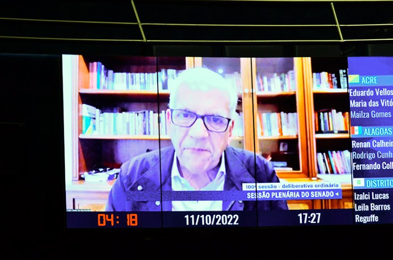 Para Oriovisto, só a democracia permite a convivência de pensamentos divergentes