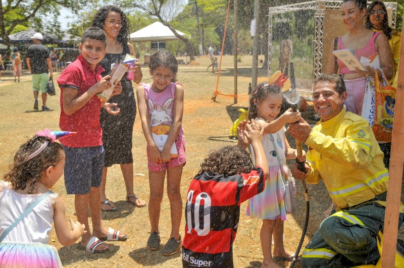 Famílias comemoram Dia das Crianças com programação especial no Zoológico