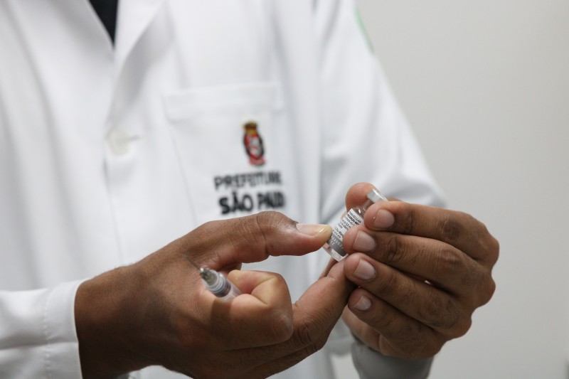 Covid-19: Brasil registra 90 mortes e 8,7 mil casos em 24 horas