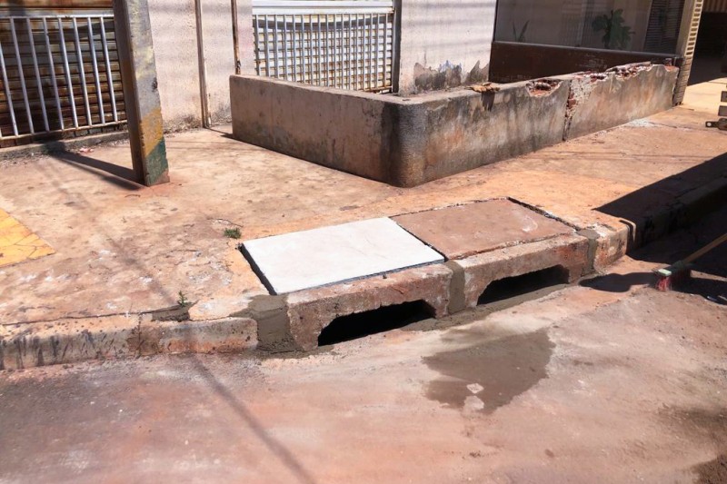Reforma de bocas de lobo dá mais segurança a moradores de Ceilândia